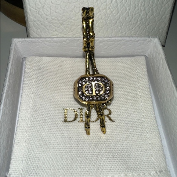 4️⃣0️⃣0️⃣ Dior Montaigne ring - Picture 5 of 8